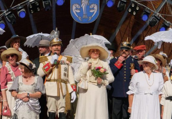 Begrüßung des Kaiserpaares